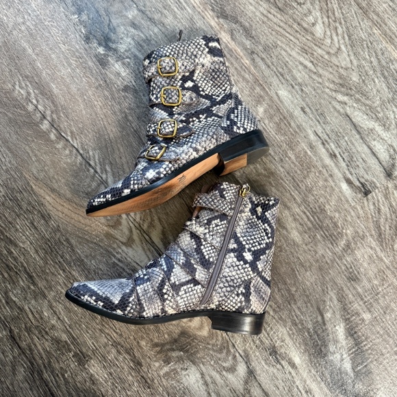 J. Crew Multi Buckle Boots in Snake Embossed Leather Size 6 - Picture 5 of 7